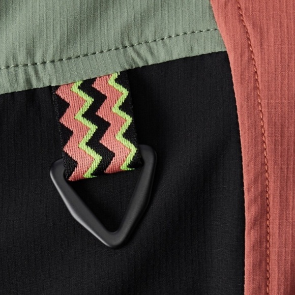 Fabletics Khloe Edit Cargo Jacket NWT Large SOLD OUT! - Picture 8 of 8